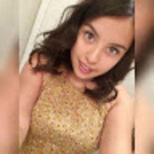 Meet your Posher, Daniela